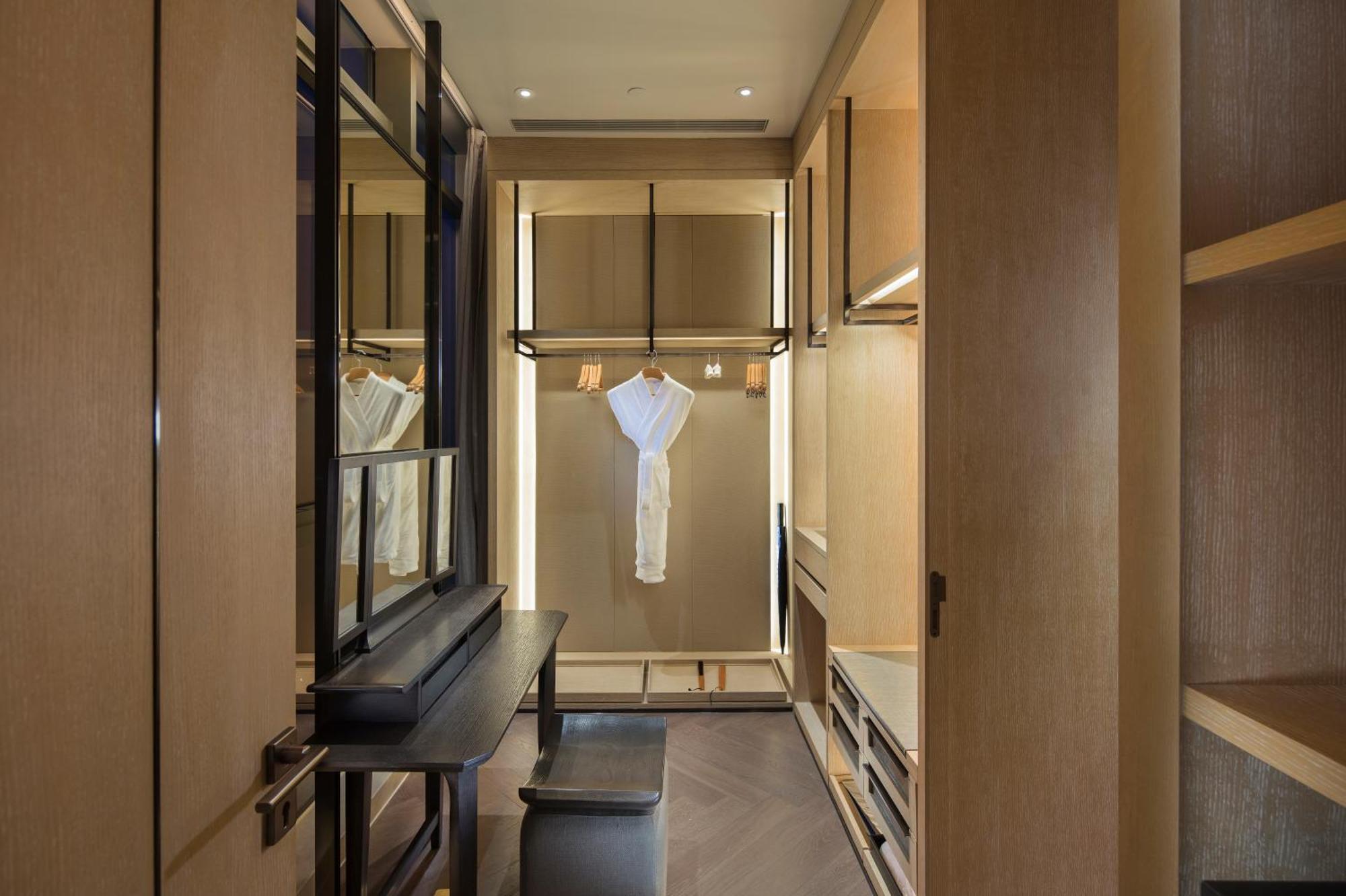 Hilton Shenzhen Shekou Nanhai Екстериор снимка