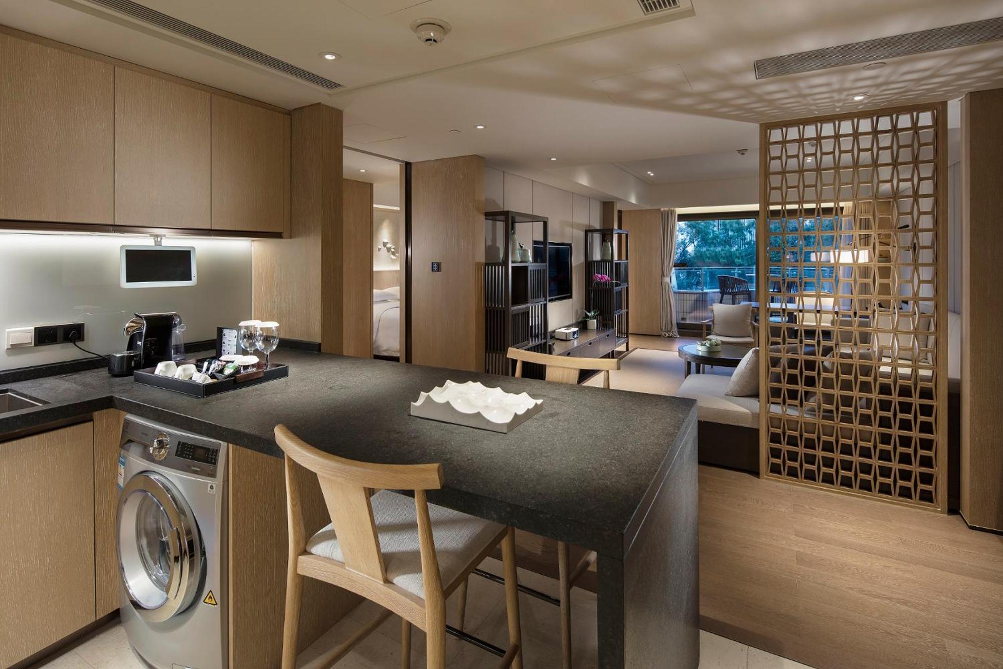 Hilton Shenzhen Shekou Nanhai Екстериор снимка