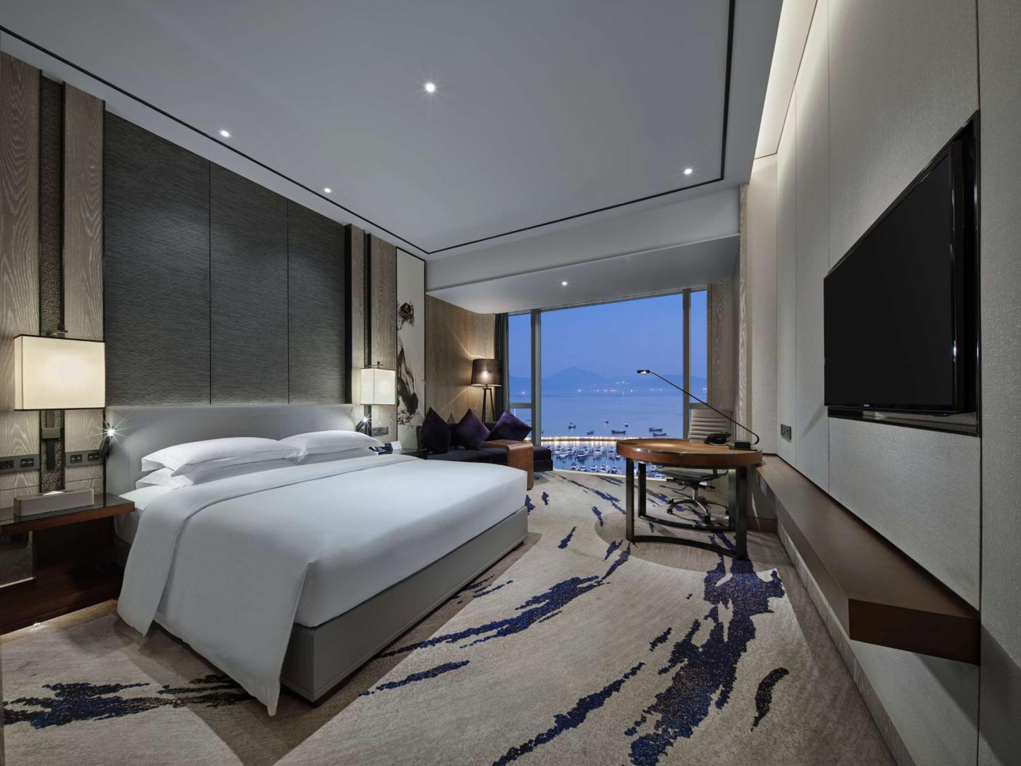 Hilton Shenzhen Shekou Nanhai Екстериор снимка