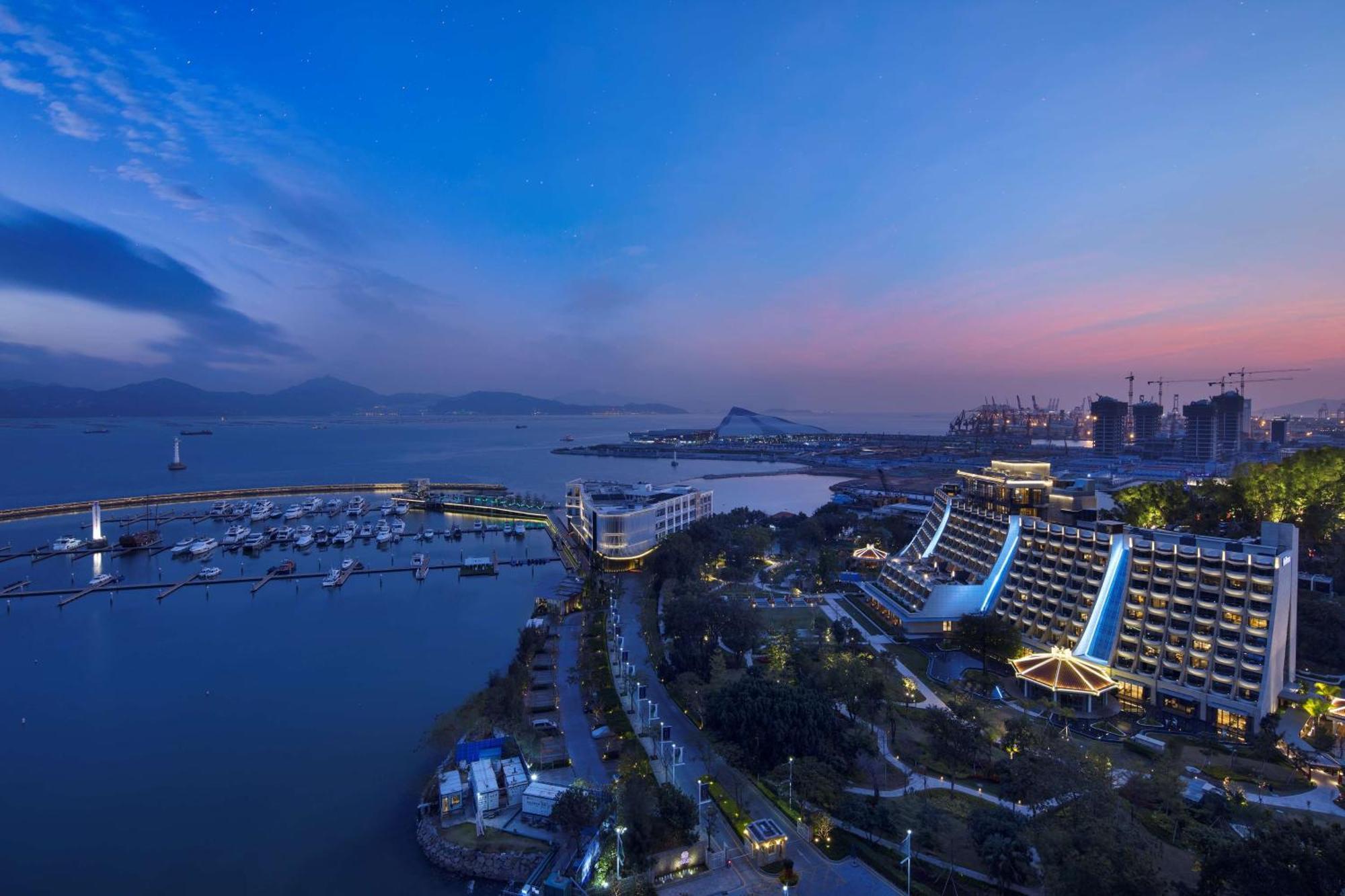 Hilton Shenzhen Shekou Nanhai Екстериор снимка